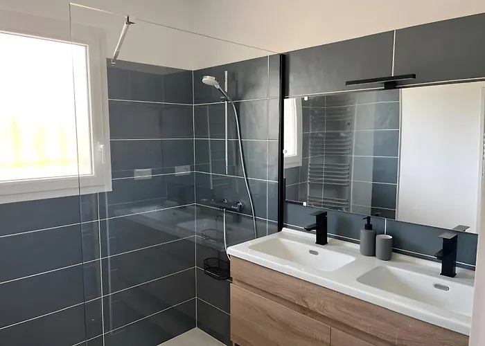 Liledou - Belle De Plain-pied Holiday home